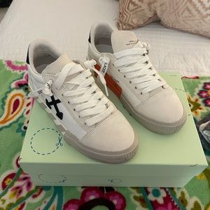 Off-White Eco Canvas Vulcanized Low Top Sneaker